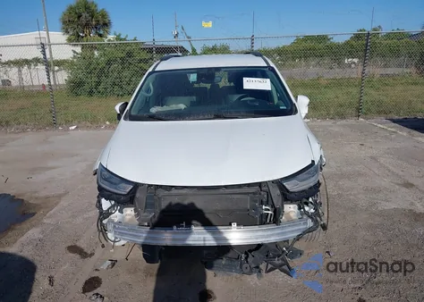 2022 Chrysler Pacifica Touring L from USA, damaged, VIN 2C4RC1BGXNR233654